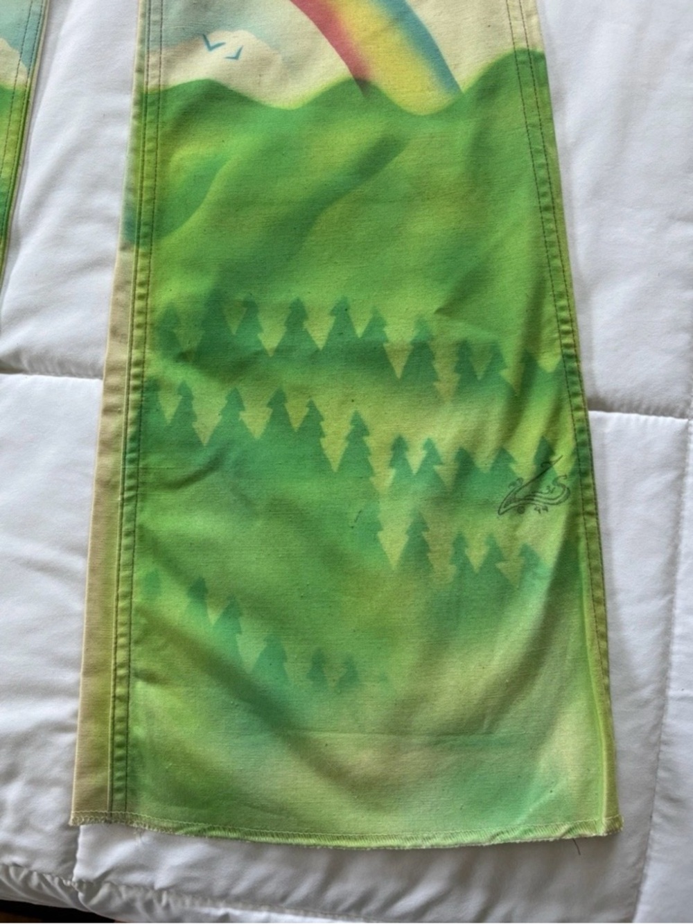 True Vintage 70s Hand Painted Bell Bottom Jeans Rainbow RARE NWT Boho Hippie - Picture 3 of 15